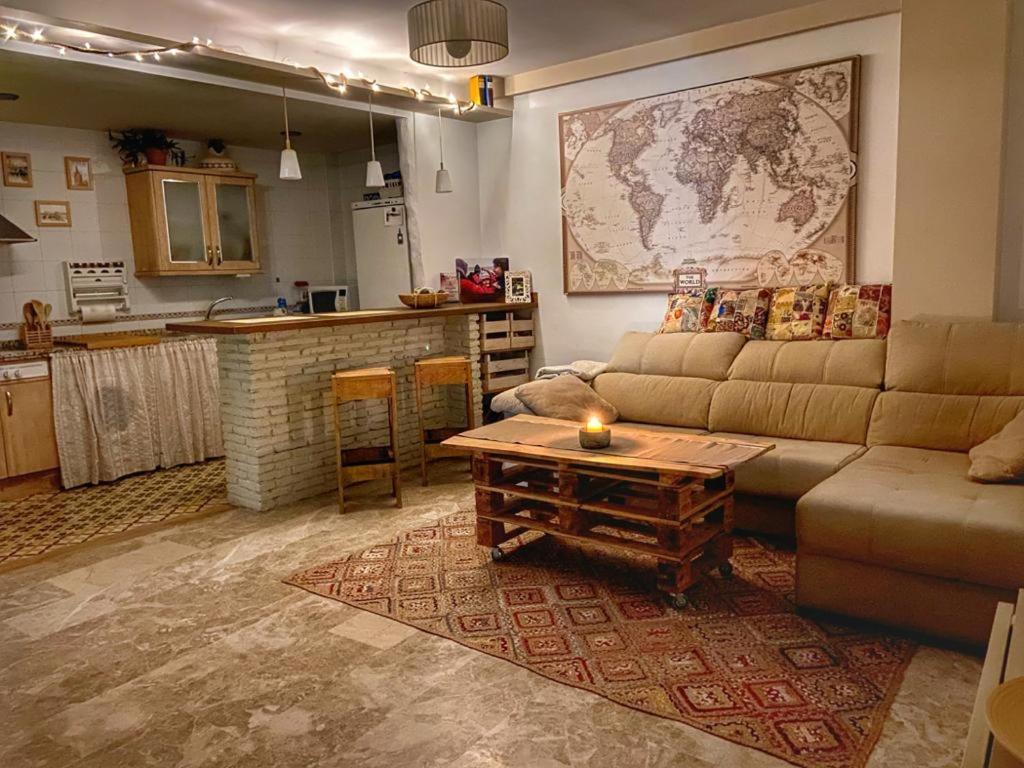 Апартаменты La Casa De Payan Con Parking Gratuito! Камас Экстерьер фото
